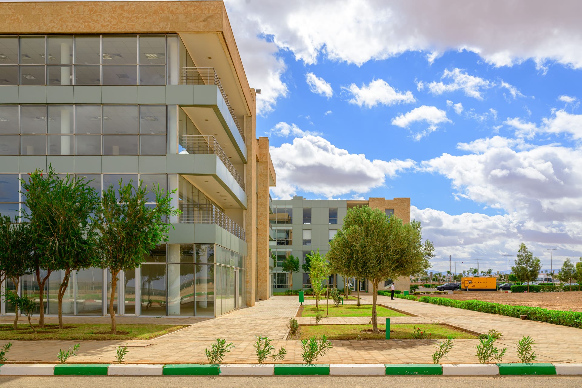 Technopole CHU Oujda shore51.jpg